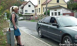Gli spagnoli hanno paura di lui e poi vecchie mature si scopa